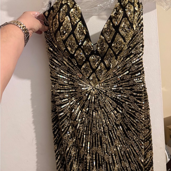 black and gold sherri hill prom dress Sherri Hill Style 55282 | Sherri Hill Dresses main image 0